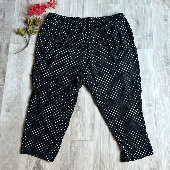 Torrid Pull-On Taper Stretch Crepe High-Rise Tie-Front Pants Polka Dot 3 - Picture 3 of 4